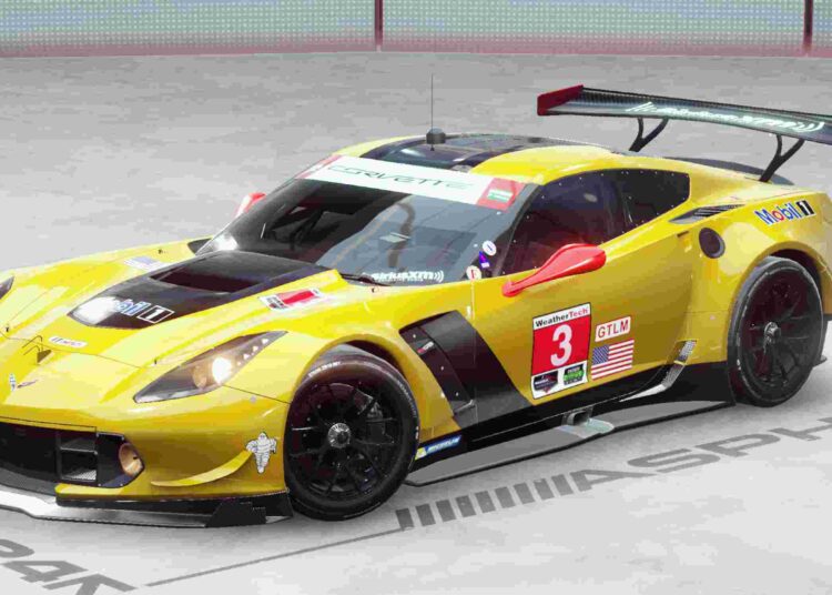 Aston Martin Vantage V12 2022